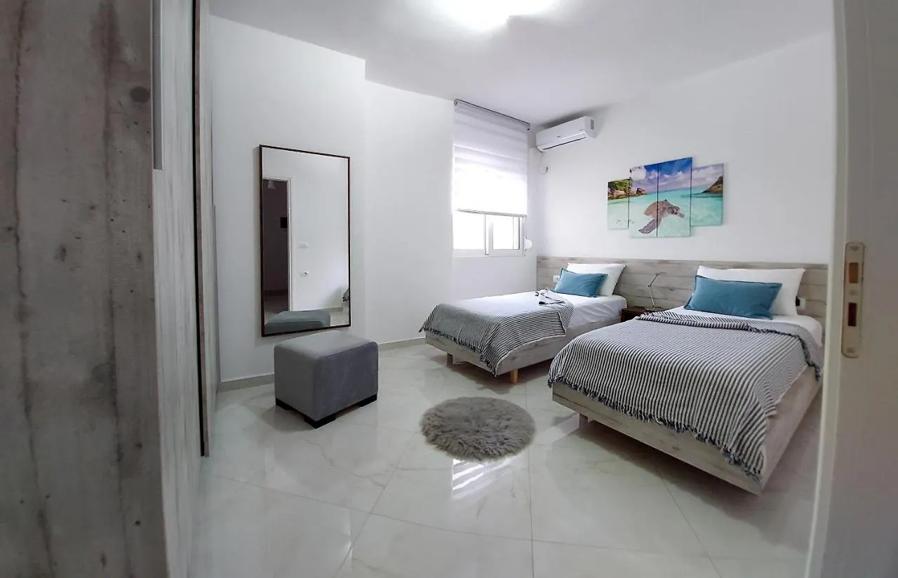 Apartment Cirasola Home - White Residence 1 Sarande